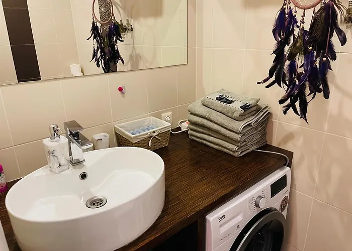 Near Beach. アパート